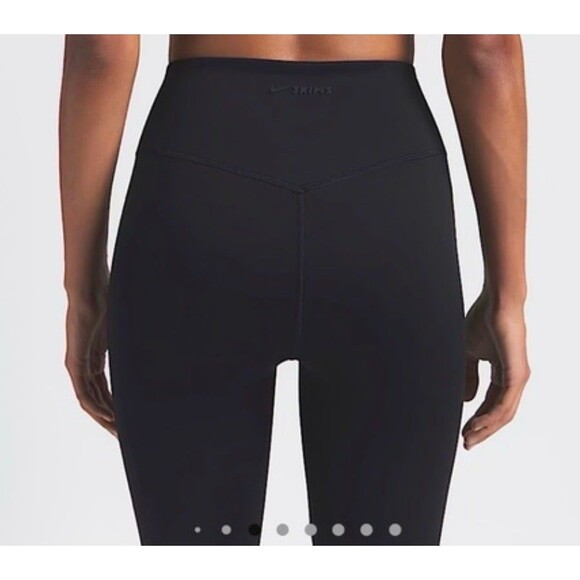 Nike Skims Matte Slim Flare Legging obsidian Size Small - NEW WITH TAGS - Picture 4 of 8
